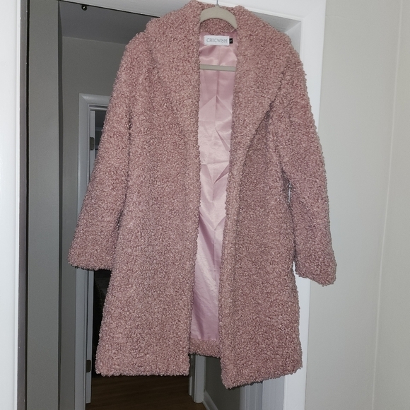 Chicwish Adorable warm and cozy knee length coat - Picture 1 of 5